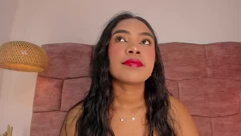   online show from 11.04.25