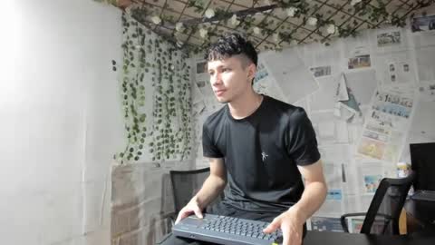 daniel_hot_11 online show from 07.17.26