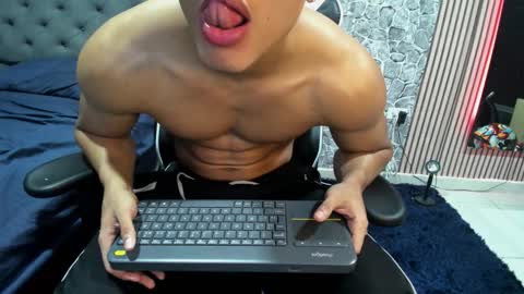 daniel_leconte online show from 11.21.25