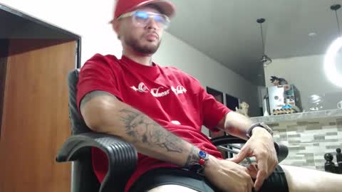 Snapshot of daniel_uchiha chatting on 10.17.25 daniel online show from 10.17.25