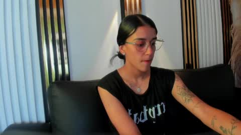 danielamonroe online show from 03.25.26