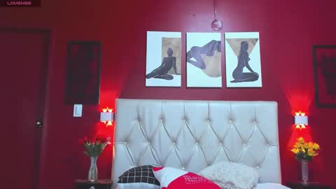 Snapshot of daniella_wild chatting on 01.24.25 daniella online show from 01.24.25