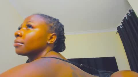 danielle_rock online show from 10.10.25