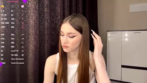 Trisha wanna play  Meow online show from 02.26.26