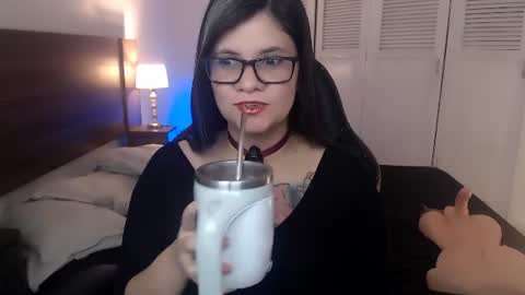 Snapshot of daniellerain chatting on 06.14.26 daniellerain online show from 06.14.26