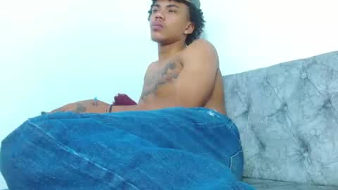 JUAN online show from 01.17.25