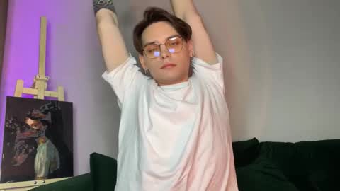 danieltuckerr online show from 10.29.25