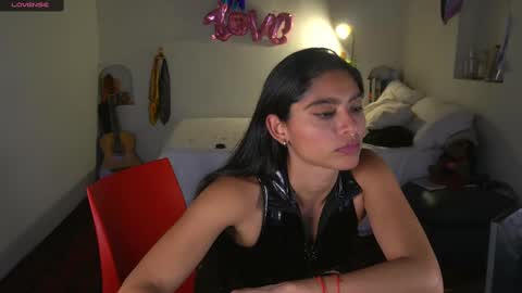 danalle .. online show from 10.18.25