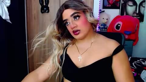 danipein online show from 10.29.25