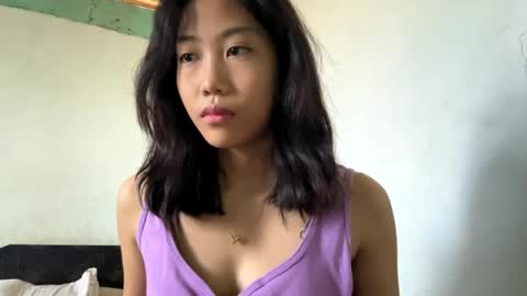 Snapshot of danitazuckerberg chatting on 05.22.26 Louise online show from 05.22.26