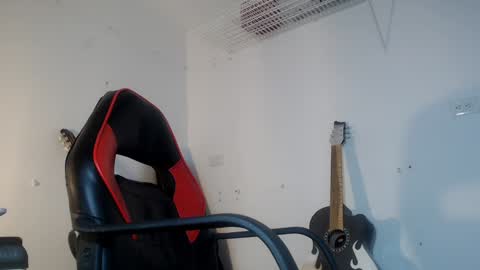 dann_hill_1 online show from 01.08.25