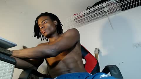 dann_hill_1 online show from 02.05.25