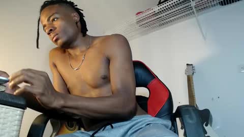 dann_hill_1 online show from 02.12.25