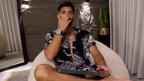 Dann saenz online show from 04.08.26