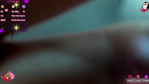 Snapshot of danna_1111 chatting on 02.14.25 danna online show from 02.14.25