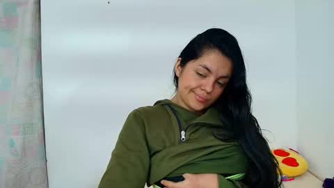 Snapshot of danna_1111 chatting on 11.11.25 danna online show from 11.11.25