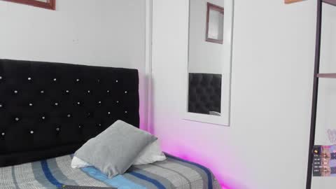 Dannacastle online show from 01.14.25