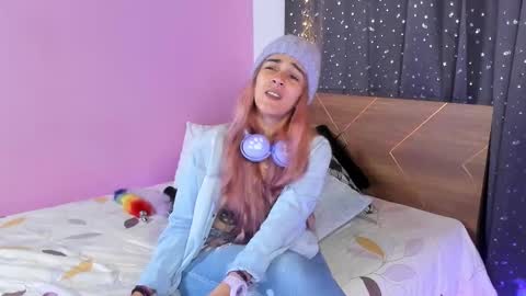 Dannacastle online show from 02.25.25