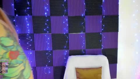 Dannacastle online show from 05.17.26