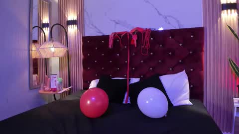 Danna  online show from 02.16.26