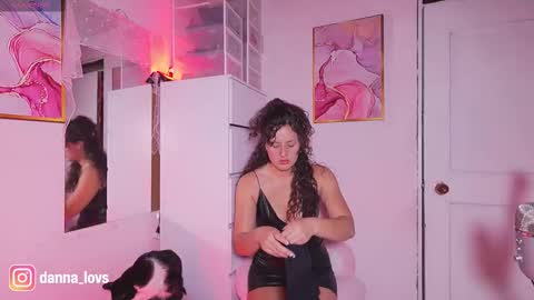 Danna Lovs online show from 10.01.25