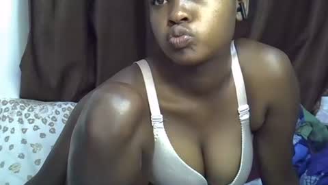 danna_miki online show from 02.19.26