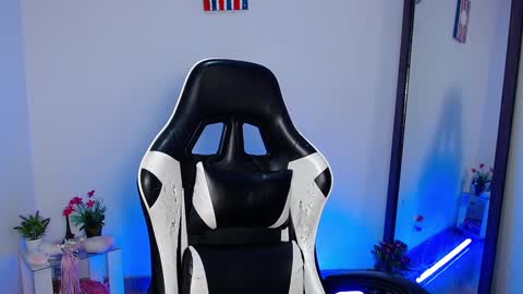 Danna online show from 01.18.25