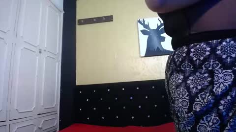 Snapshot of dannagarza chatting on 12.28.24 Danna Garza online show from 12.28.24