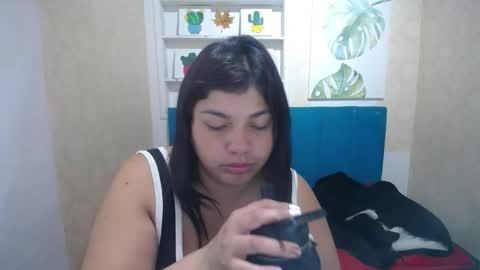 Snapshot of dannagarza chatting on 01.11.25 Danna Garza online show from 01.11.25