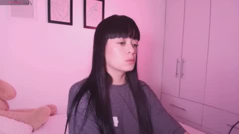 Insta DannaBlueX  online show from 11.24.25