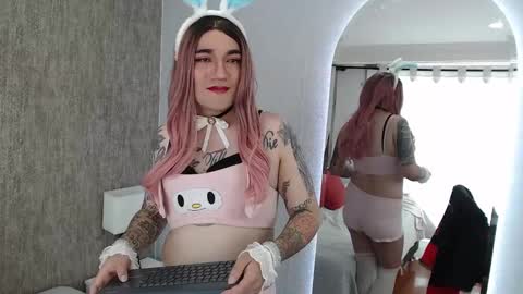 Snapshot of danny_daisuke_ chatting on 02.07.25 Danny online show from 02.07.25