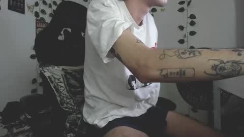 Snapshot of danny_phantom_09 chatting on 01.12.26 danny_phantom_09 online show from 01.12.26