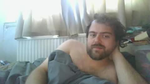 Snapshot of dannyb0y95 chatting on 09.11.25 Danny online show from 09.11.25