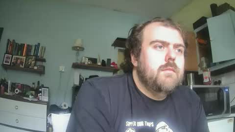 Snapshot of dannyb0y95 chatting on 11.15.25 Danny online show from 11.15.25