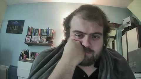 Snapshot of dannyb0y95 chatting on 11.17.25 Danny online show from 11.17.25