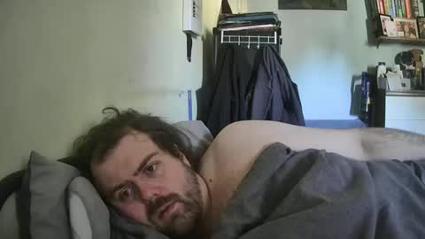 Snapshot of dannyb0y95 chatting on 02.14.26 Danny online show from 02.14.26