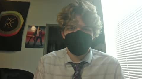 Snapshot of dannybush chatting on 09.09.25 dannybush online show from 09.09.25