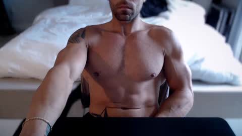 Snapshot of dannyland9 chatting on 10.05.25 dannyland9 online show from 10.05.25