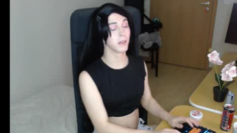 Snapshot of dante_twink__ chatting on 02.01.26 Dante online show from 02.01.26