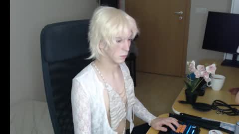 Snapshot of dante_twink__ chatting on 02.09.26 Dante online show from 02.09.26
