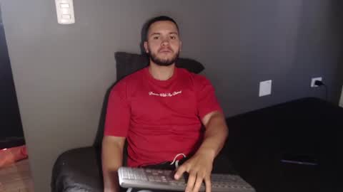 Snapshot of dantebrown1 chatting on 07.16.26 dantebrown1 online show from 07.16.26