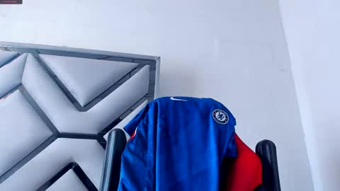 Snapshot of danterouxx chatting on 02.16.26 Dante online show from 02.16.26