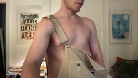 Snapshot of danteslife chatting on 10.29.25 Dante online show from 10.29.25