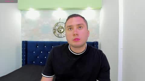 Snapshot of dantevalencia chatting on 07.27.26 dantevalencia online show from 07.27.26