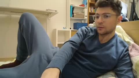 Snapshot of dantheman233 chatting on 03.05.25 Daniel online show from 03.05.25