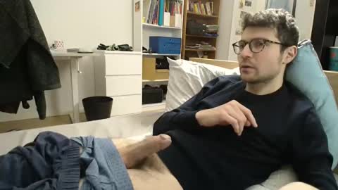 Snapshot of dantheman233 chatting on 01.12.26 Daniel online show from 01.12.26