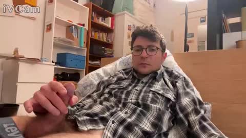 Snapshot of dantheman233 chatting on 03.05.26 Daniel online show from 03.05.26