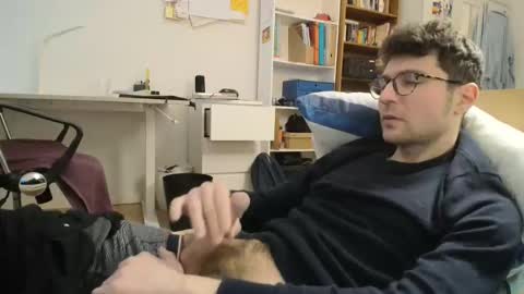 Snapshot of dantheman233 chatting on 03.25.26 Daniel online show from 03.25.26