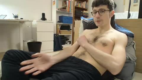 Snapshot of dantheman233 chatting on 03.27.26 Daniel online show from 03.27.26