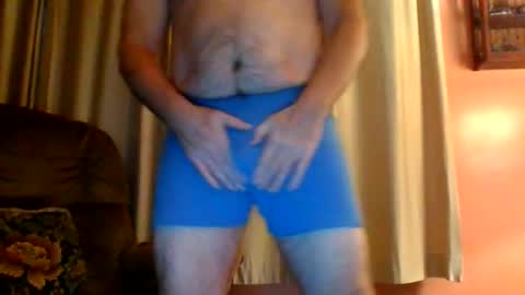 Snapshot of dantibb44 chatting on 10.28.25 danny online show from 10.28.25